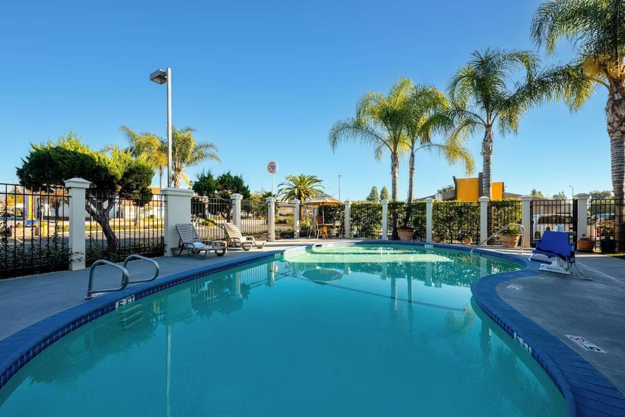 Comfort Inn Gilroy Eksteriør bilde